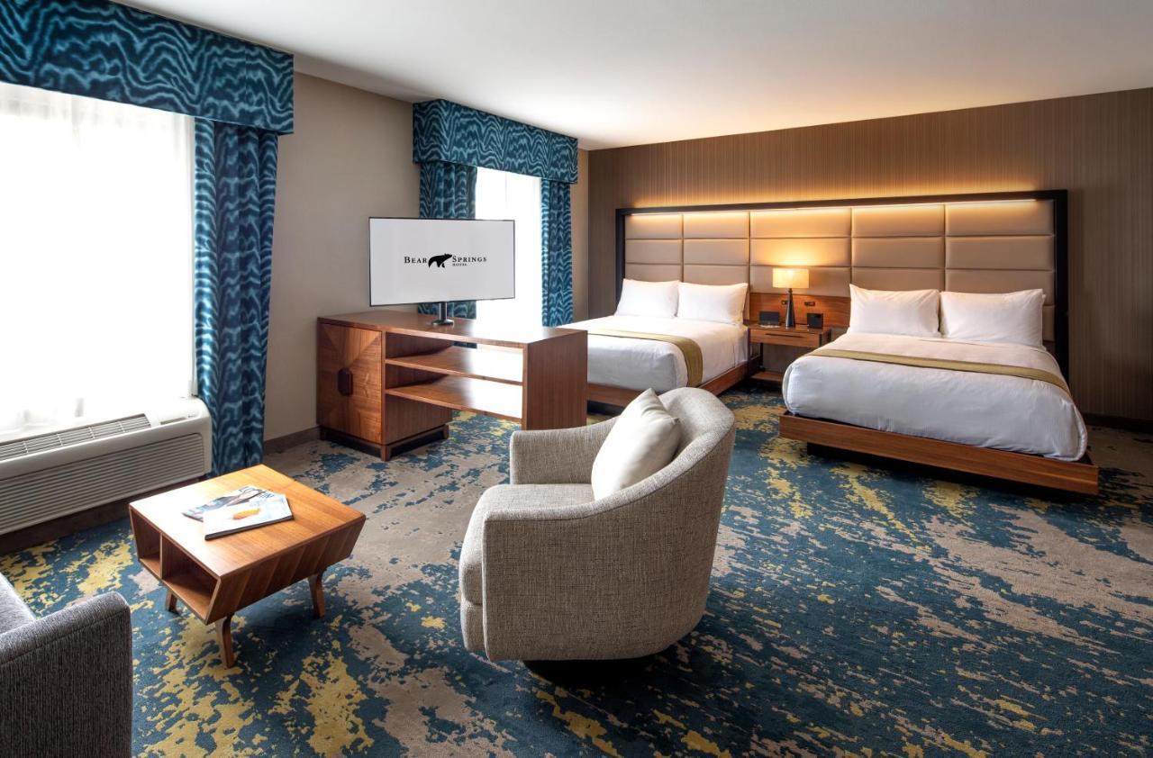 Bear Springs Hotel Highland Esterno foto